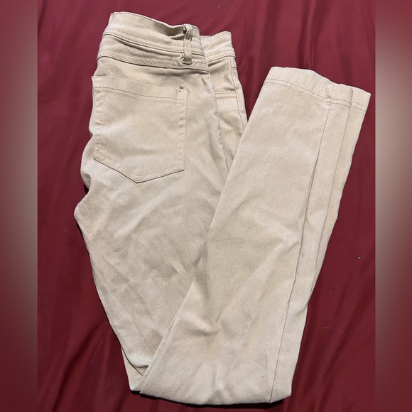 Denim - Khaki colored stretchy skinny pants